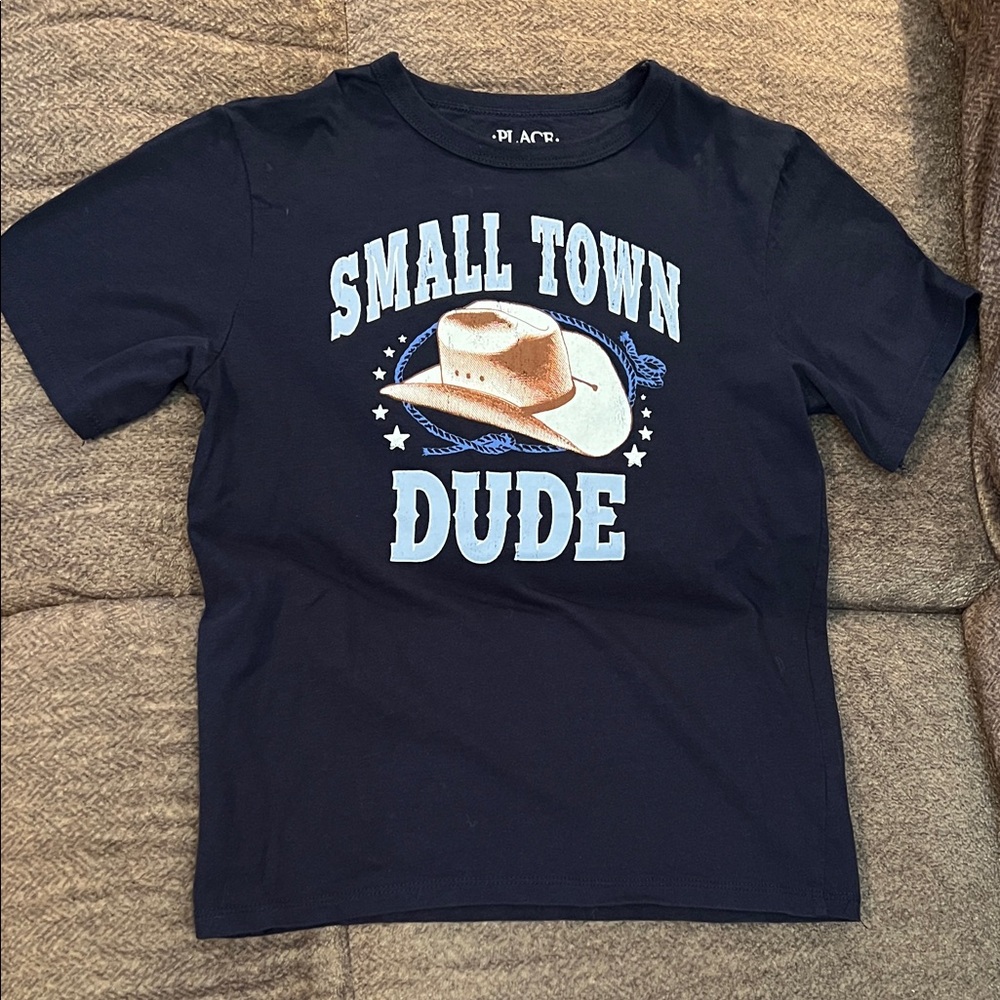 Small Town Dude SS Tee, EUC, Small 5/6
